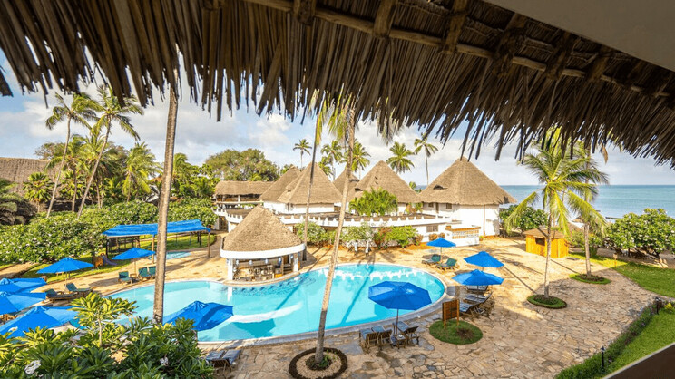 Guest Room - 2 Twins, Partial Ocean View, Balcony 